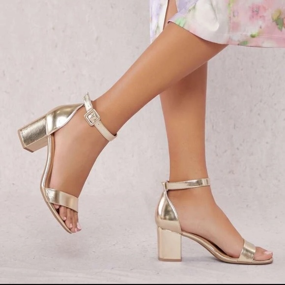SHEIN Shoes - SHEIN Metallic Gold Thin Ankle Strap 3” Heels